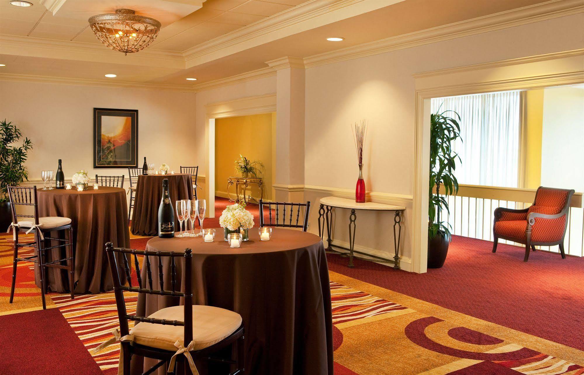 The Hotel Ml Mount Laurel Extérieur photo