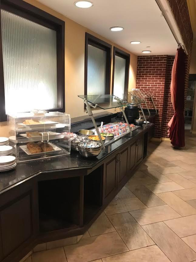 The Hotel Ml Mount Laurel Extérieur photo